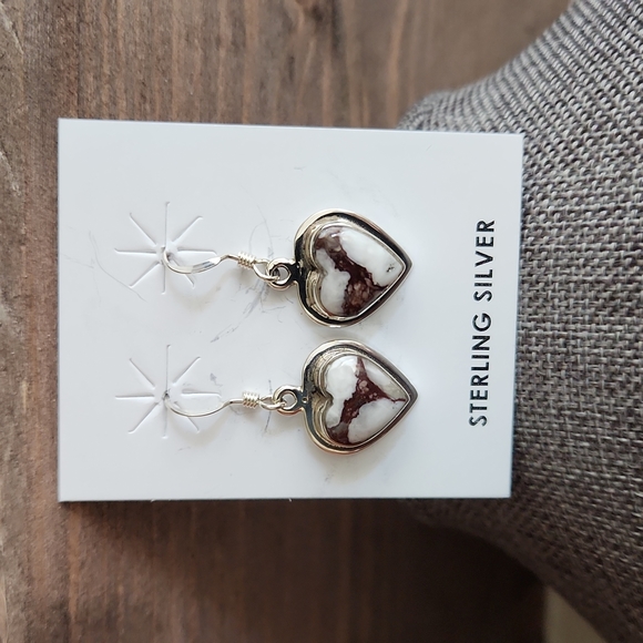 NWOT Native American Navajo Wild Horse Turquoise and Sterling Heart Earrings